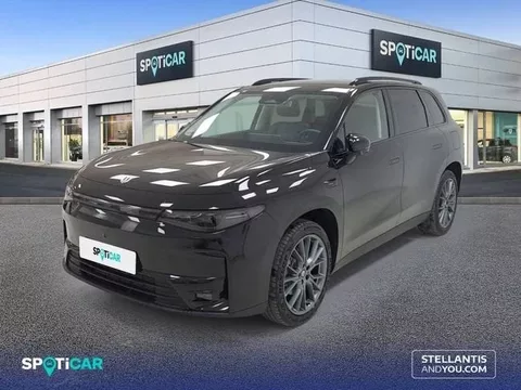 LEAPMOTOR C10 REEV 28.4 kWh Auto Design