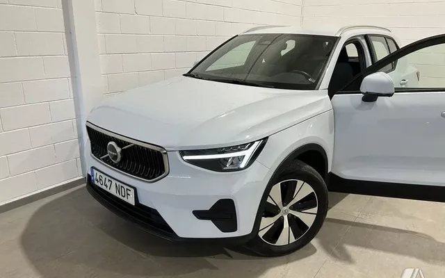VOLVO XC40 2.0 B3 G Auto Core