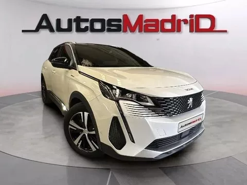 PEUGEOT 3008 225 e-EAT8 Allure
