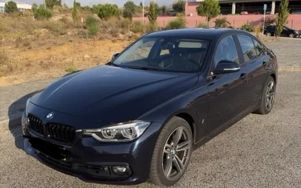 BMW 330 e iPerformance Advantage