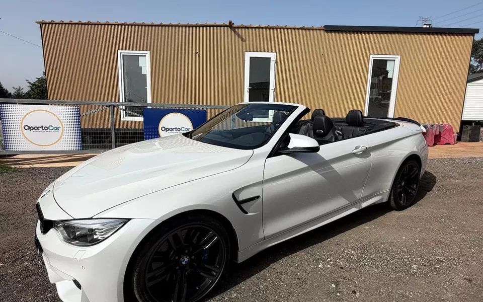 BMW M4 Auto