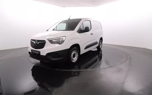 Opel Combo Cargo L1H1 E15DT MT6 100cv 3Lug.