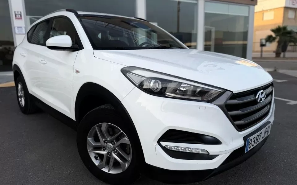 HYUNDAI Tucson Tucson 1.6 GDI BD 25A 4x2 131 - 9999€ en Andujar