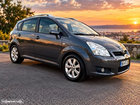 Toyota Corolla Verso 2.2 D-4D
