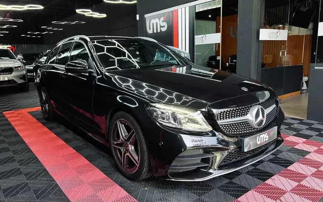 Mercedes-Benz C 220 d AMG Line