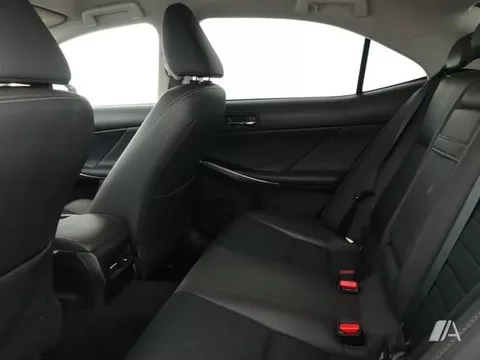 LEXUS IS IS 300h Executive