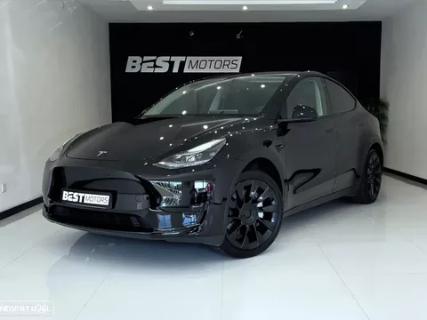 Tesla Model Y RWD