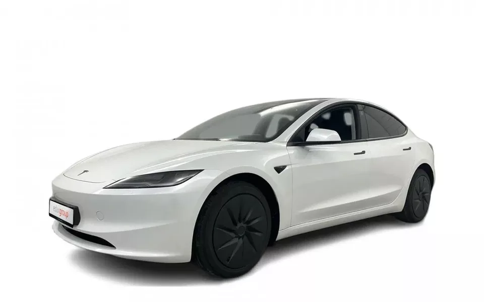 Tesla Model 3 Standard RWD