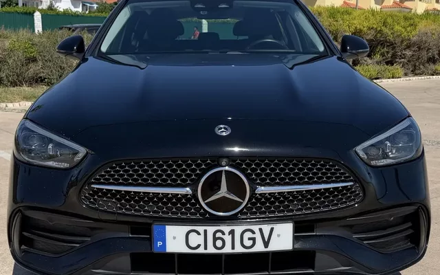 Mercedes-Benz C 300 e AMG Line