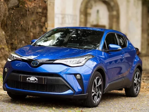 Toyota C-HR 1.8 HSD Neon Lime