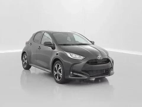 Toyota Yaris YARIS IV Hybride 116ch Design e-CVT Zéro km immatriculé