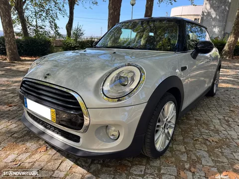 MINI 3 Portas Cooper D Auto