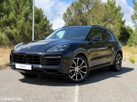 Porsche Cayenne E-Hybrid Tiptronic S Platinum Edition