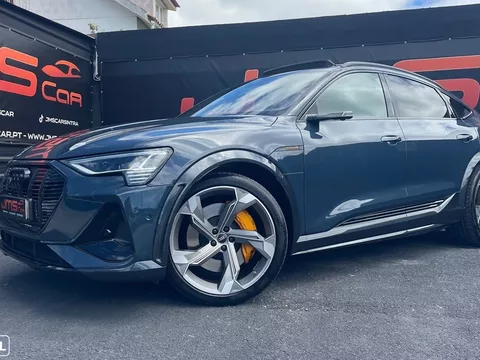 Audi e-tron S quattro