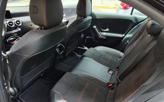 Mercedes-Benz A 250 Limousine e 8G-DCT AMG Line Advanced