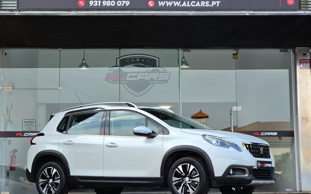 Peugeot 2008 1.2 PureTech Allure EAT6
