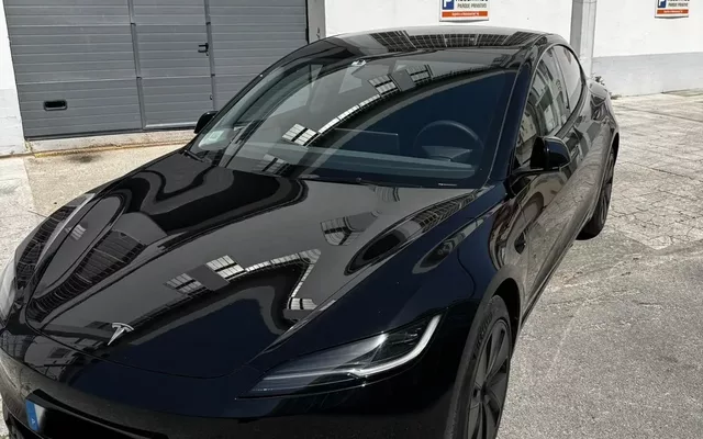 Tesla Model 3 Tração Traseira Premium