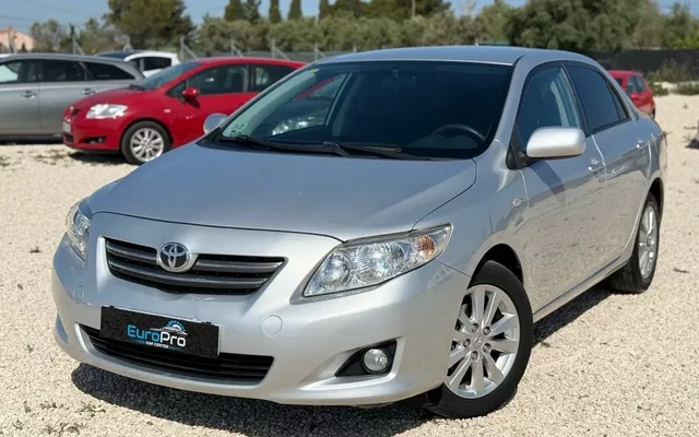 TOYOTA Corolla Corolla Sedán 1.4D-4D Active