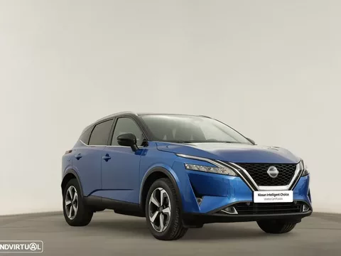 Nissan Qashqai 1.3 DIG-T N-Connecta LED Xtronic