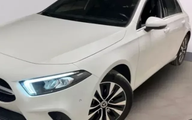 Mercedes-Benz A 250 e 8G-DCT Style