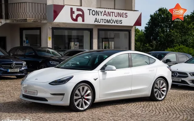 Tesla Model 3 Long Range AWD Dual Motor Performance