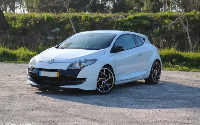 Renault Mégane Coupe 2.0 T 16V RS