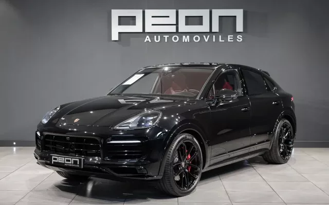 PORSCHE Cayenne Cayenne Coupé GTS