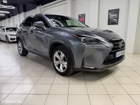 Lexus NX 300h Executive Plus