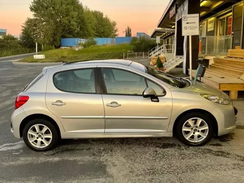 Peugeot 207 110 HDi FAP Filou
