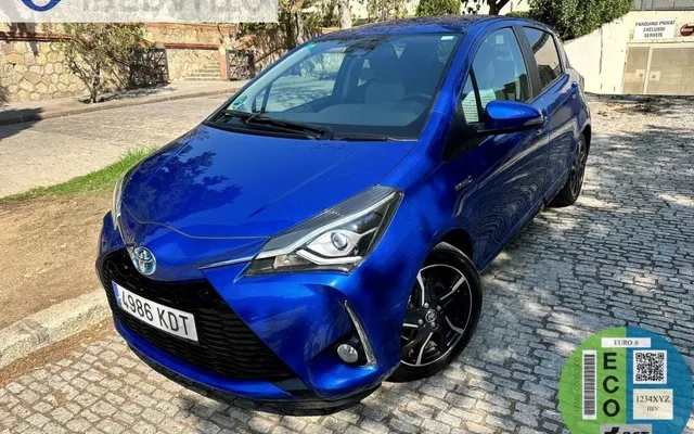 TOYOTA Yaris Yaris 100H 1.5 Feel!