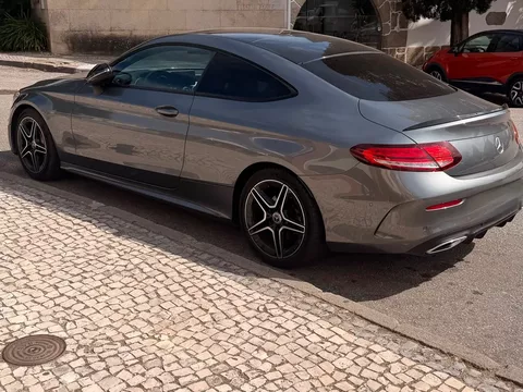 Mercedes-Benz C 220 d AMG Line