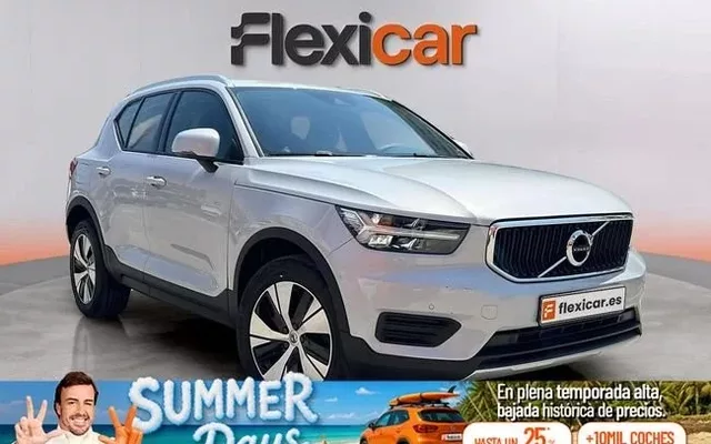 VOLVO XC40 XC40 T2 Momentum Pro