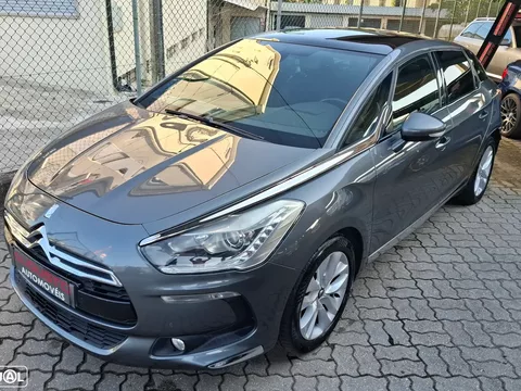 Citroën DS5 e-HDi 110 EGS6 SoChic