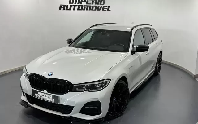 BMW 330 e Pack M Auto