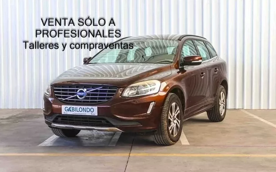 VOLVO XC60 2.0 D4 Momentum