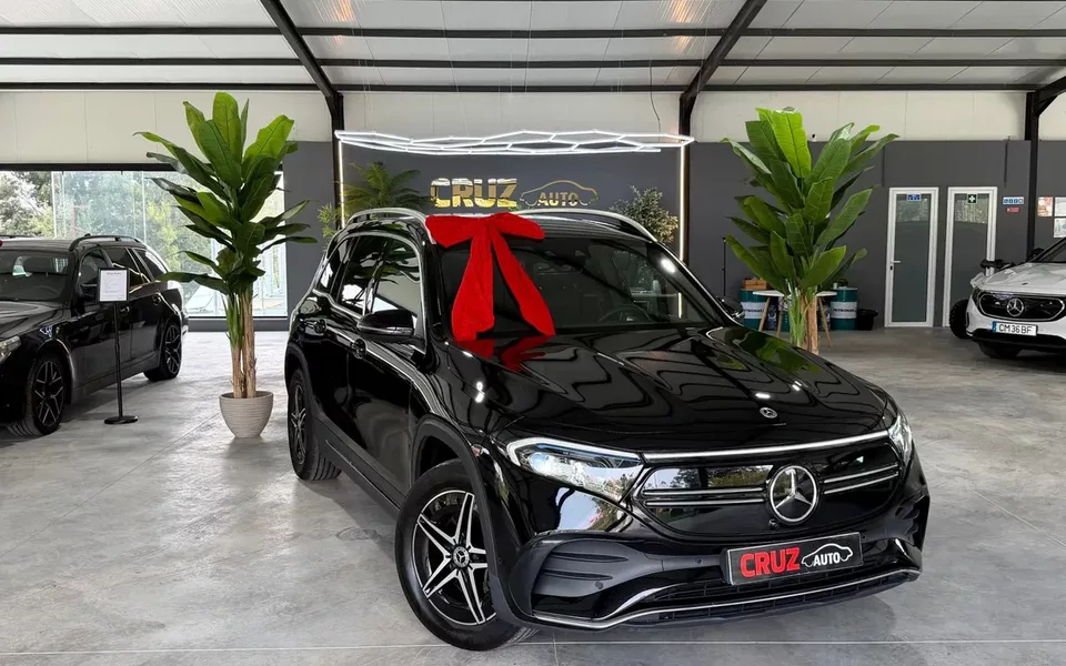 Mercedes-Benz EQB 250 AMG Line