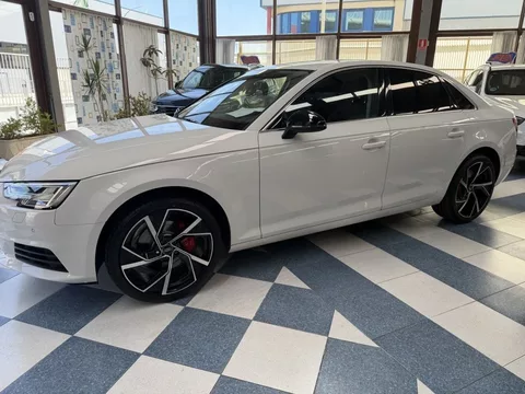 AUDI A4 A4 35 TDI S line S tronic 110kW