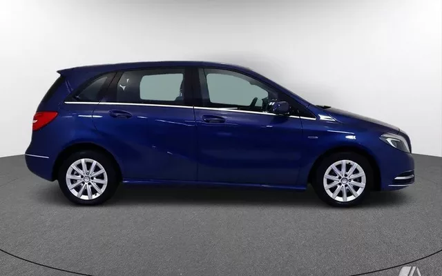 MERCEDES-BENZ Clase B B-CLASS 180 CDI BLUE EFFICIENCY 5P