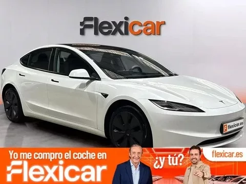 TESLA Model 3 RWD