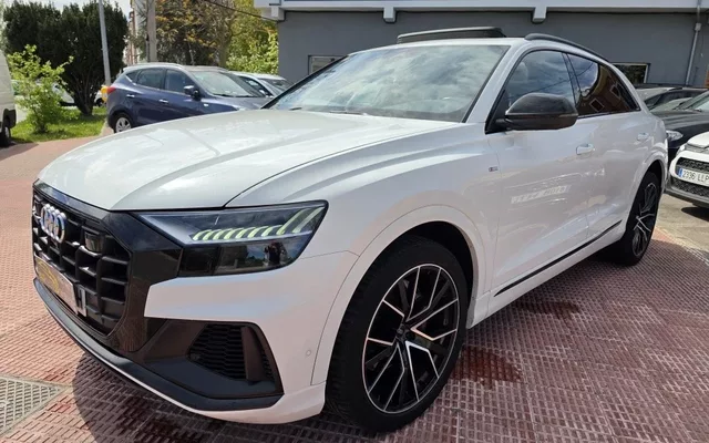 AUDI Q8 Q8 50 TDI Black line quattro tiptronic