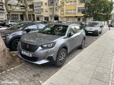 Peugeot e-2008