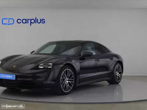 Porsche Taycan Standard