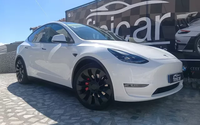 Tesla Model Y Performance Tração Integral