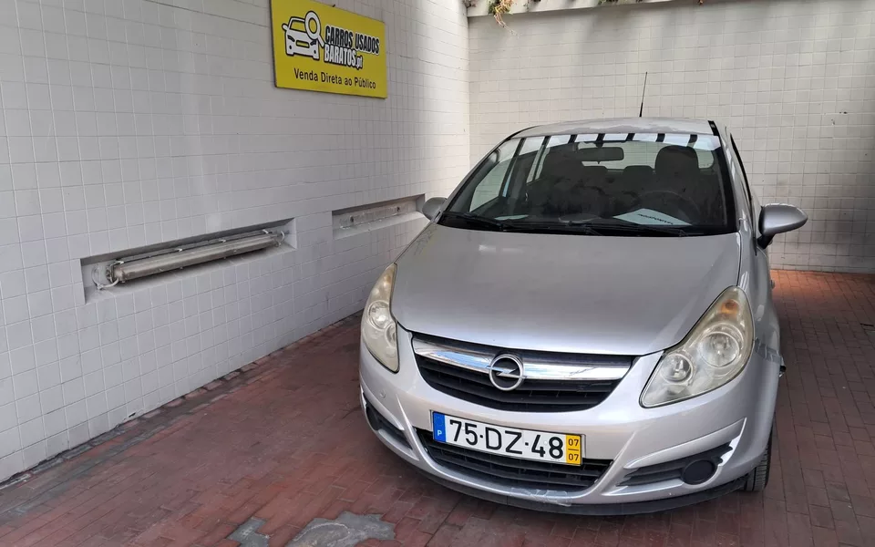 Opel Corsa 1.2 CMON