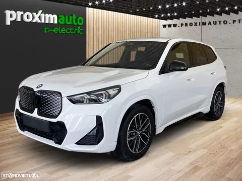 BMW iX1 eDrive20 M Sport Pack
