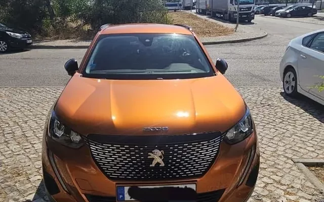 Peugeot 2008 1.2 PureTech Allure Pack