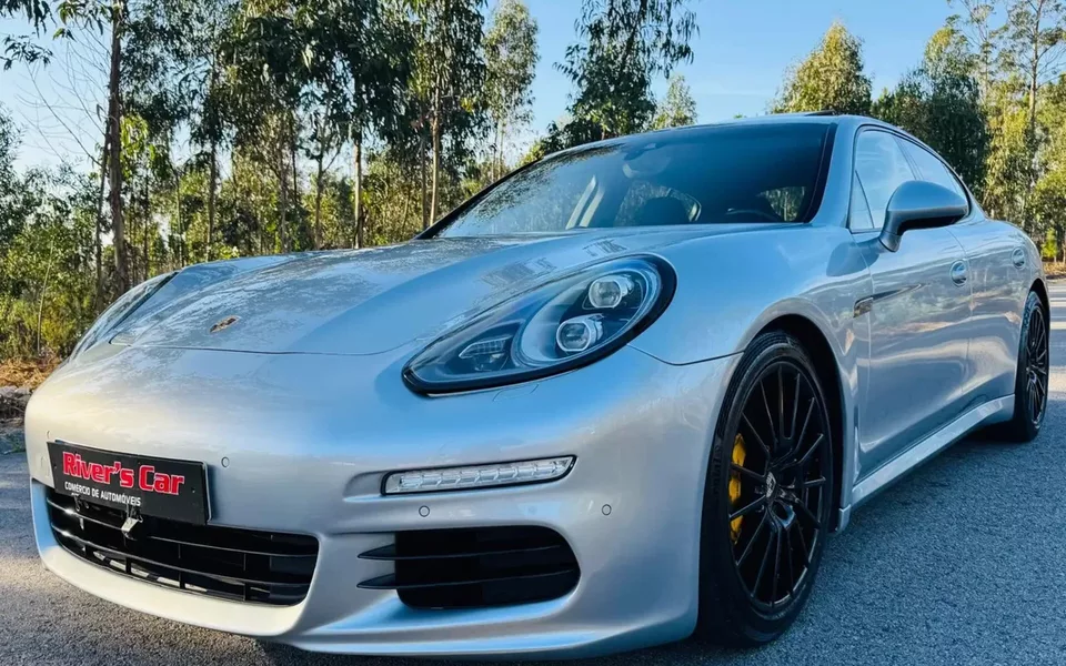 Porsche Panamera Platinum Edition