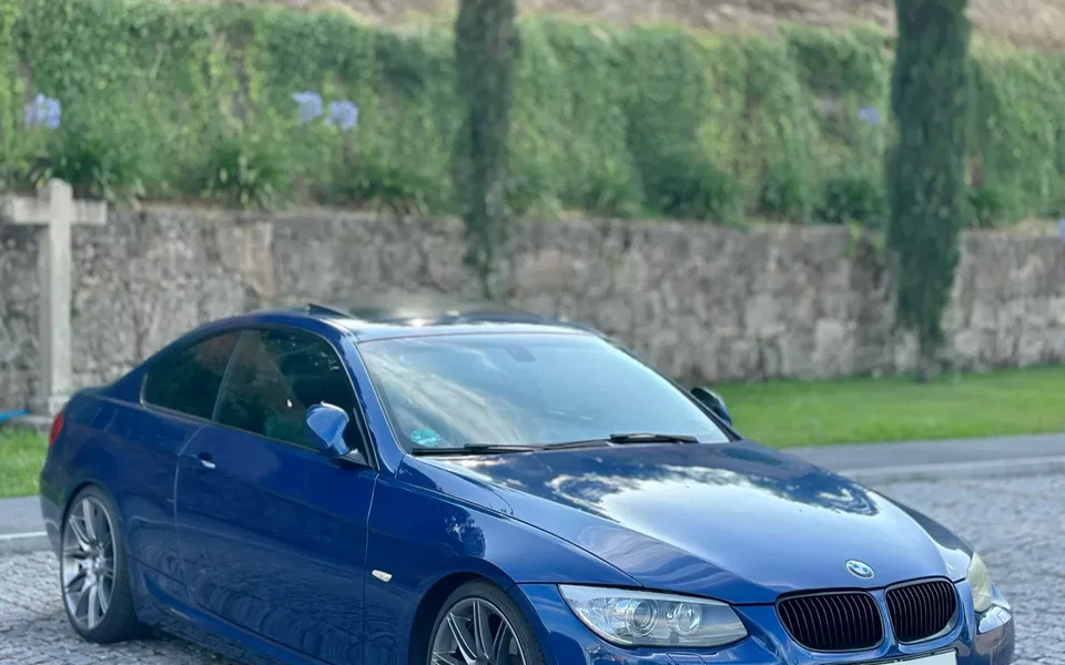 BMW 320 d Coupe
