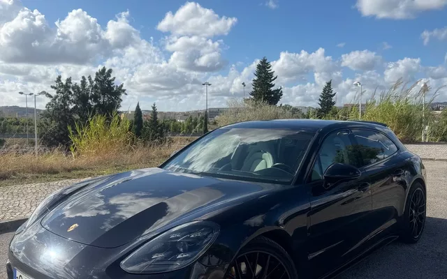 Porsche Panamera 4 E-Hybrid Executive