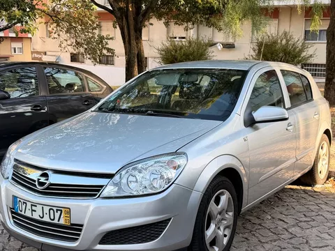 Opel Astra 1.3 CDTi Enjoy EcoFLEX
